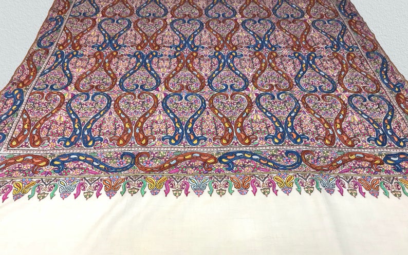 Heart Paisley Pattern Papier Mache Hand Embroidered Pure Pashmina Shawl-3