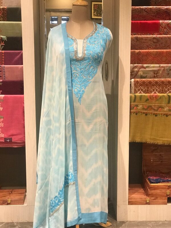 Tie n Dye Cut Daana Aari Neck Women Salwar Suit