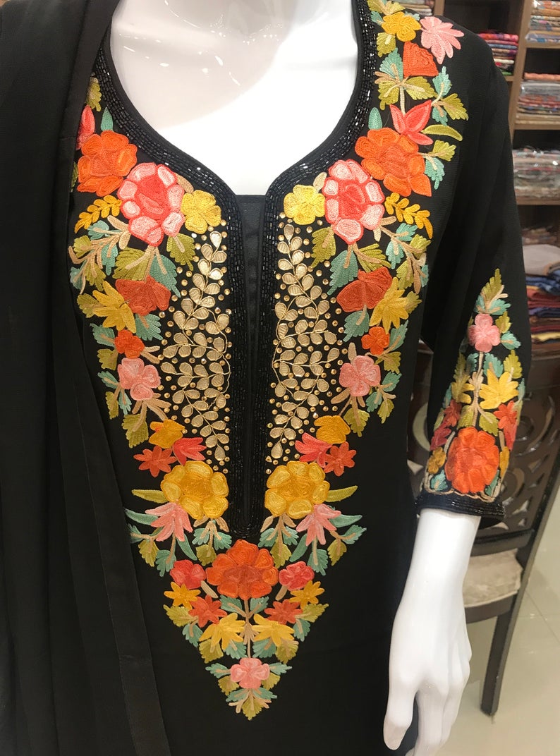 A stunningly fabulous Indian Ethnic fusion embroidered salwar suit, which you can wear on any occasion and receive many compliments. 2