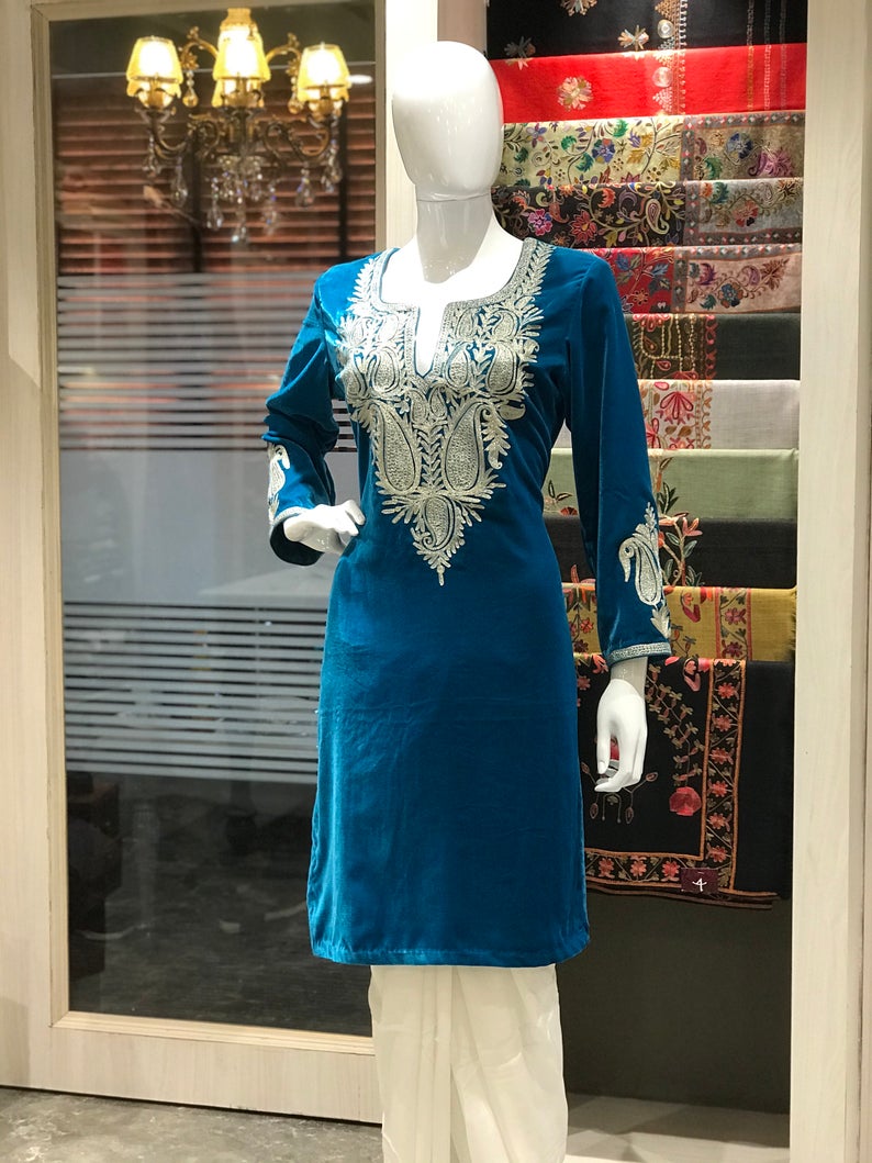 Kashmiri Turquoise Velvet Kurta with Zari Embroidery