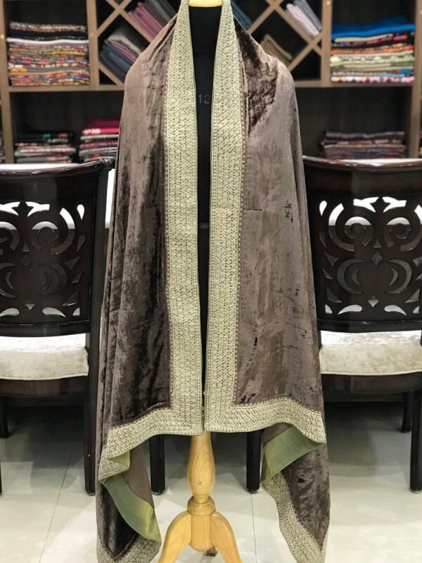 Brown Silk Velvet Shawl with 4 Side Tilla Chaputri Border