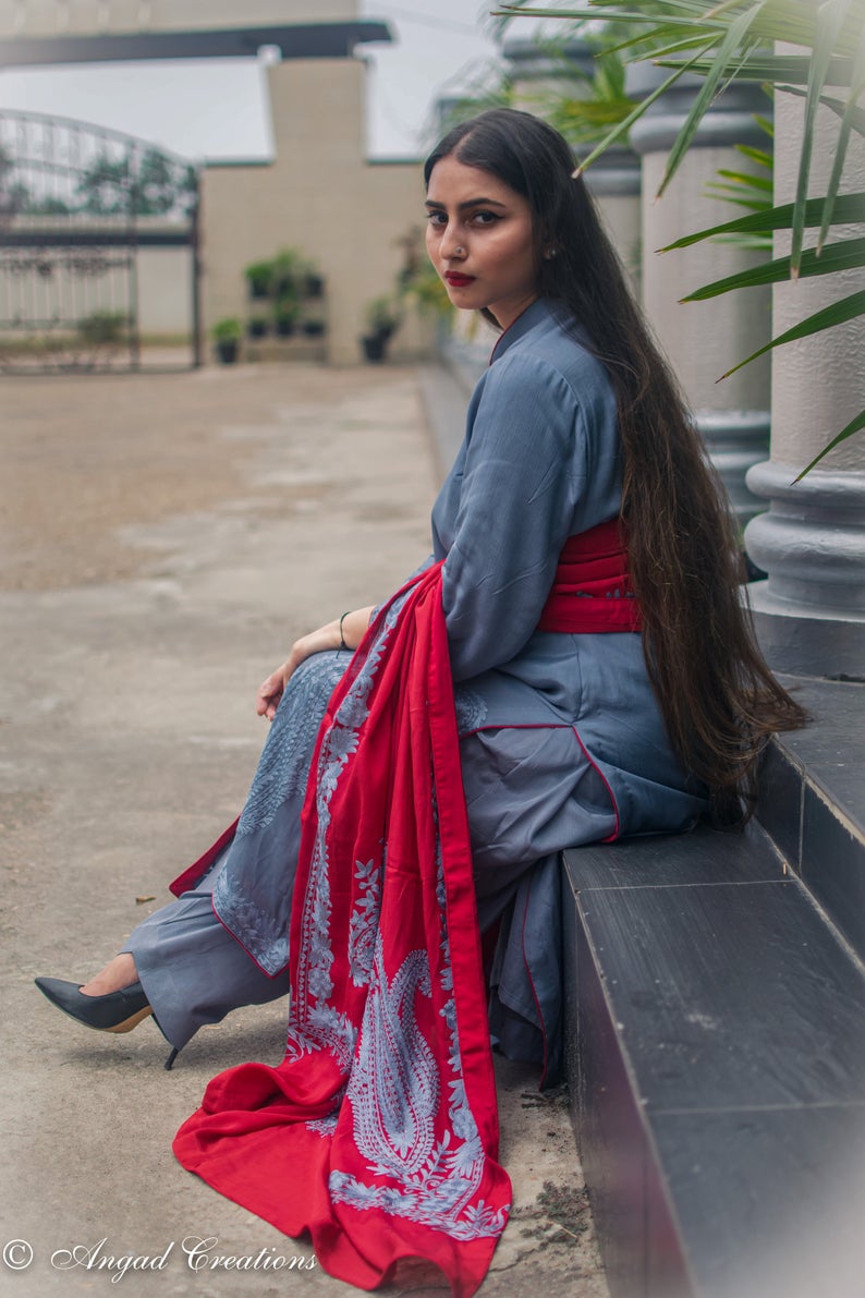 Silk Thread Kashmiri Aari Work Fashion Show Suit front Silk Thread Kashmiri Aari Work Fashion Show Suit front