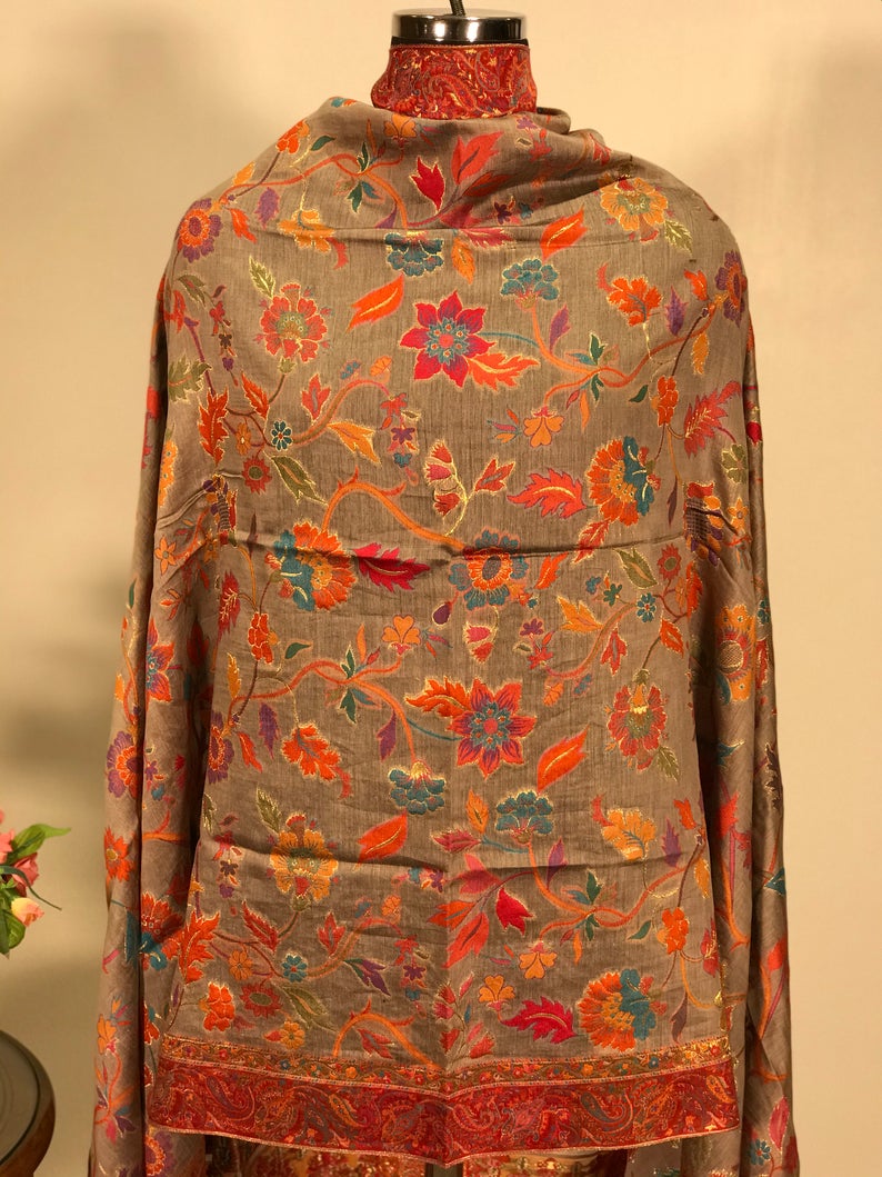 Mouse Grey Silk Kani Weave Dupatta close up Mouse Grey Silk Kani Weave Dupatta close up