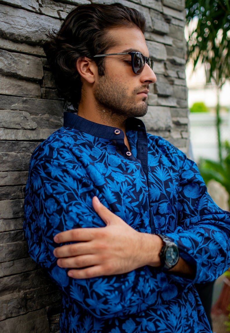 Raw Silk Kurta Pyjama with Kashmiri Aari Embroidery 2