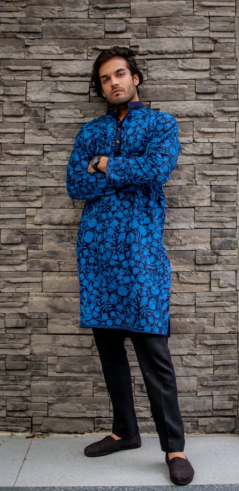 Raw Silk Kurta Pyjama with Kashmiri Aari Embroidery