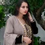 Natural Beige Pure Pashmina Stole with Tilla Hand Embroidery 2