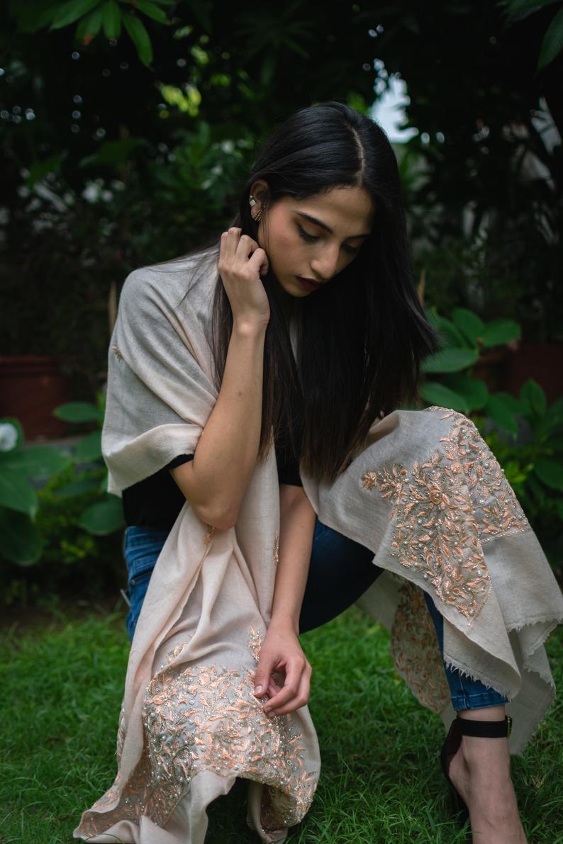 il_794xN.2516847935_7wzd Pearl & Cut Dana work Pure Pashmina Stole