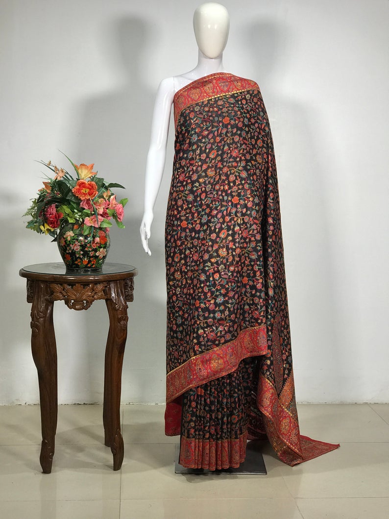 Black Modal Silk Kani Weave Saree: Bari Ambi Design