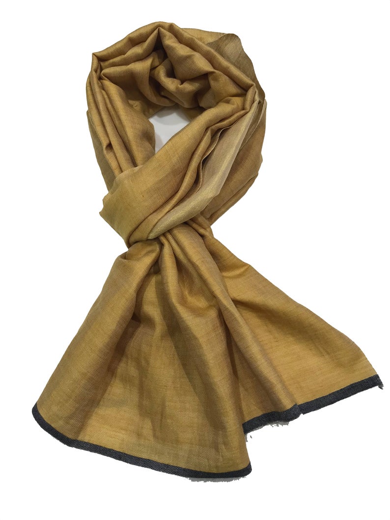 Tilla Weave Reversible Pure Pashmina Stole: Mustard wrap