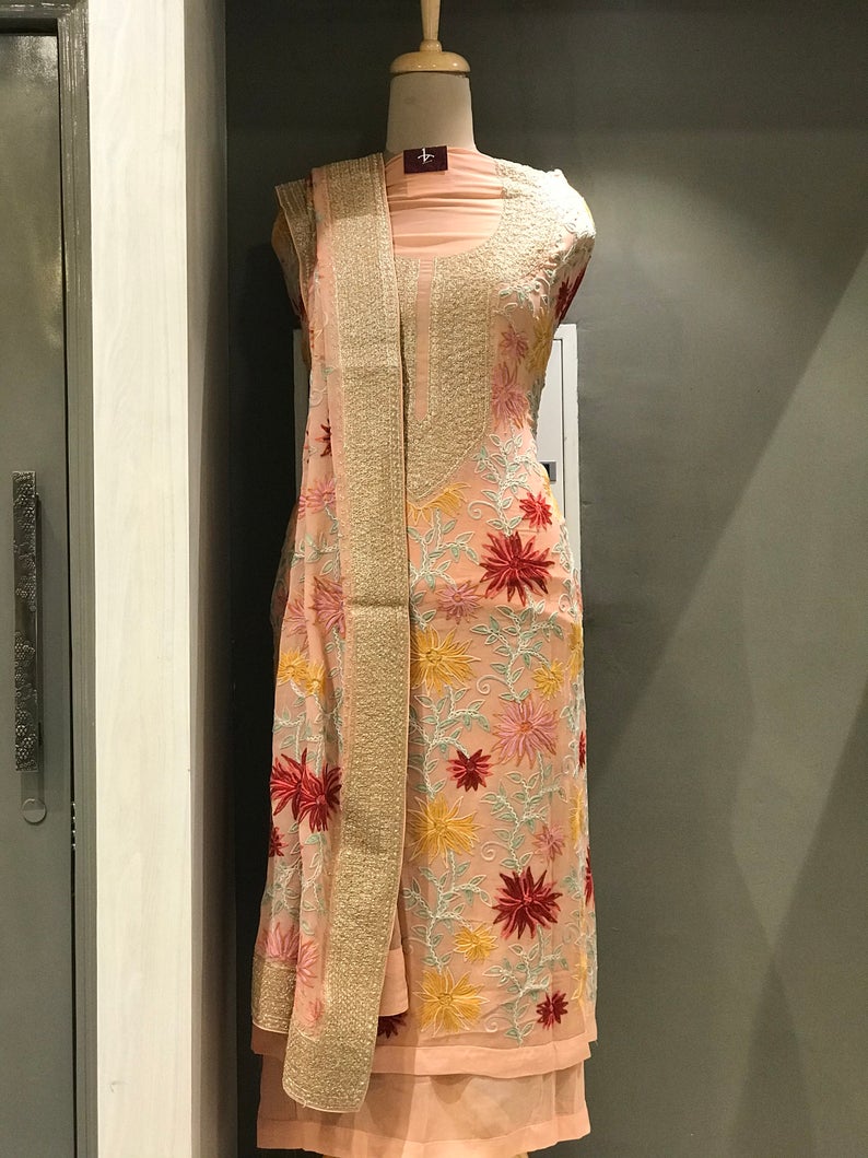 Peach Chaputri Style Tilla & Floral Aari Style Fusion Embroidered Kashmiri Suit