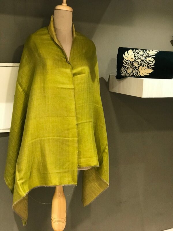 Tilla Weave Reversible Pure Pashmina Stole: Pear Green