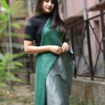 Tilla Weave Reversible Pure Pashmina Stole: Pine Green