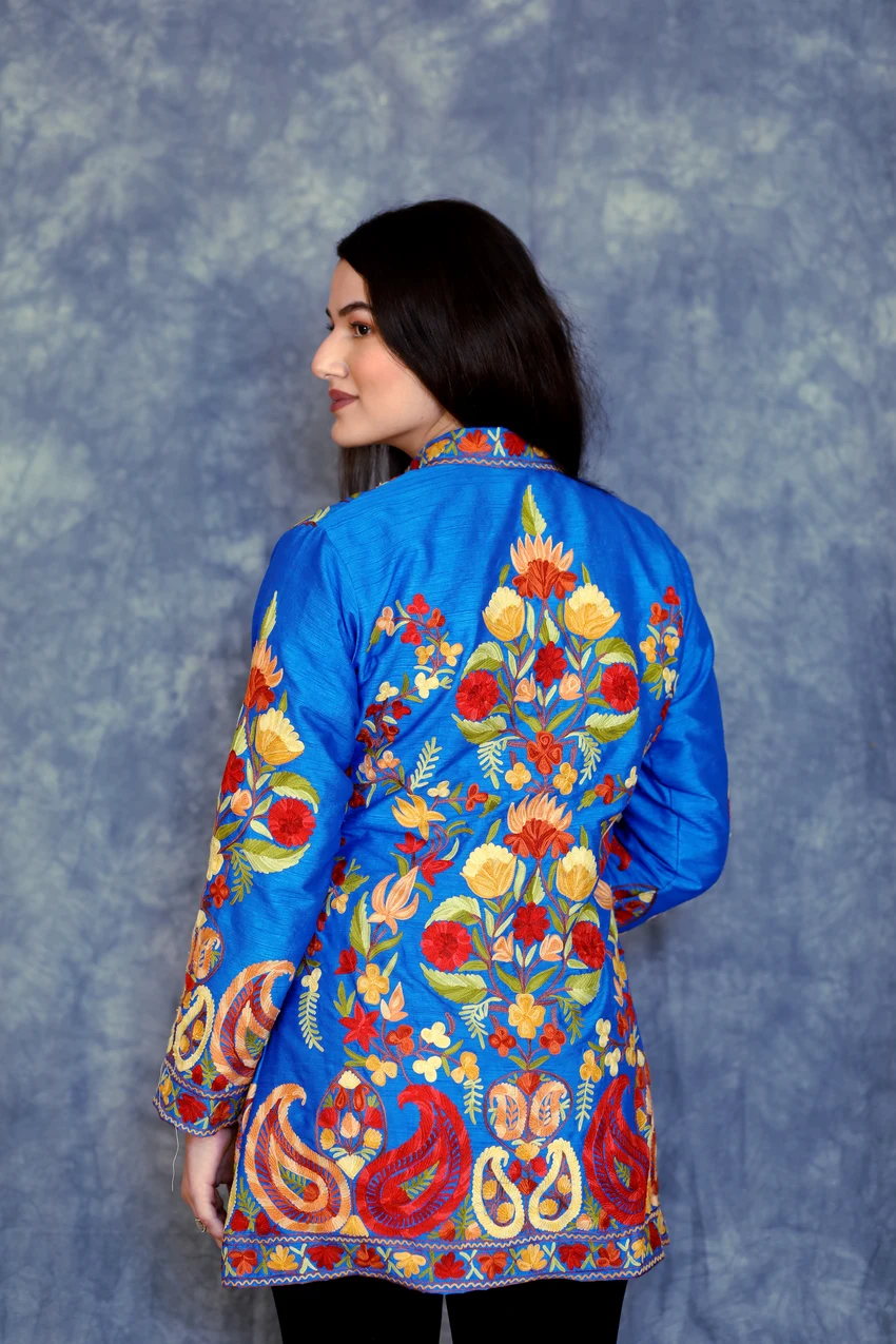 Ferozi Short Jacket With Kashmiri Aari Jaal Embroidery model backside Ferozi Short Jacket With Kashmiri Aari Jaal Embroidery model backside