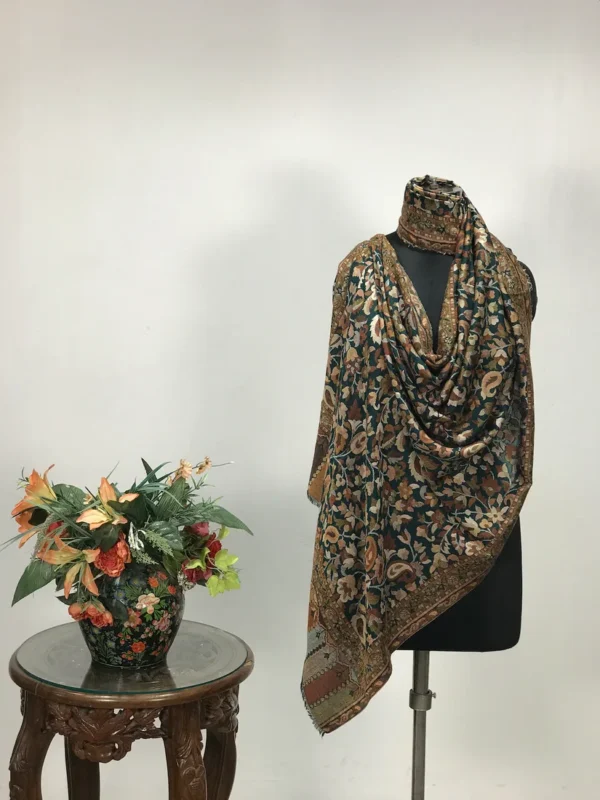 Bottle Green Soft Fine Wool Kani Stole