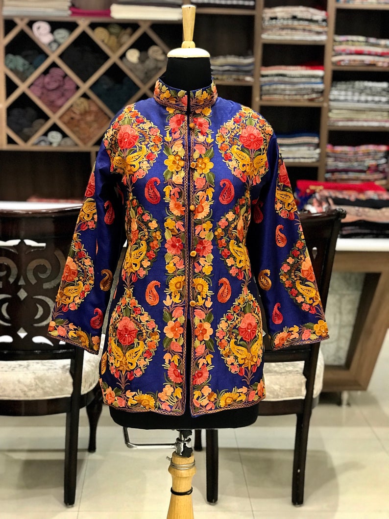 Blue Short Jacket Kashmiri Boteh Embroidery Front x Blue Short Jacket Kashmiri Boteh Embroidery Front