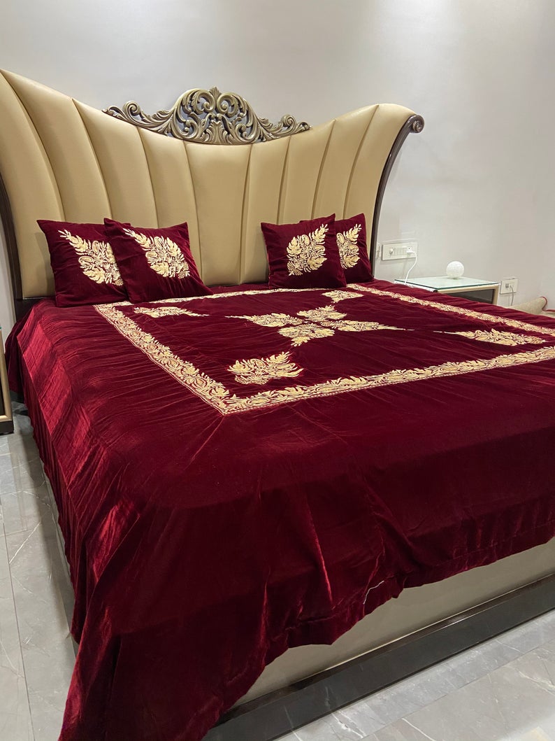 Maroon Velvet Bed Cover with Kashmiri Tilla Embroidery: Chinaar Ambi Border Maroon Velvet Bed Cover with Kashmiri Tilla Embroidery: Chinaar Ambi Border