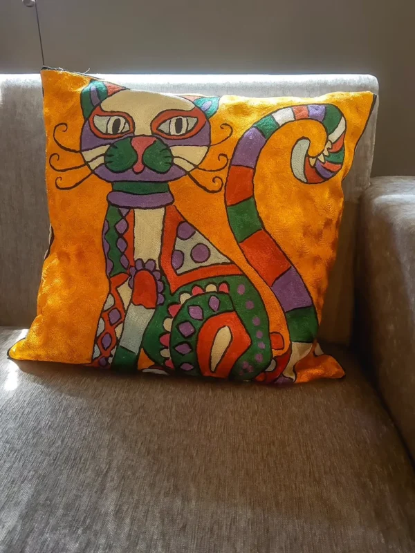 Hand Chain Stitch Kitty Design Abstract Face Cushion Covers