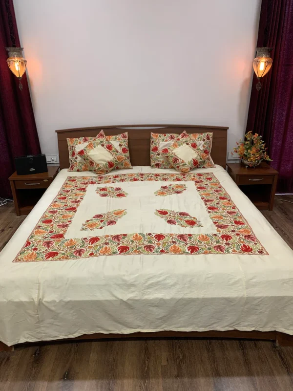 Cream Raw Silk Bed Cover with Chinar Pattern Aari Embroidery