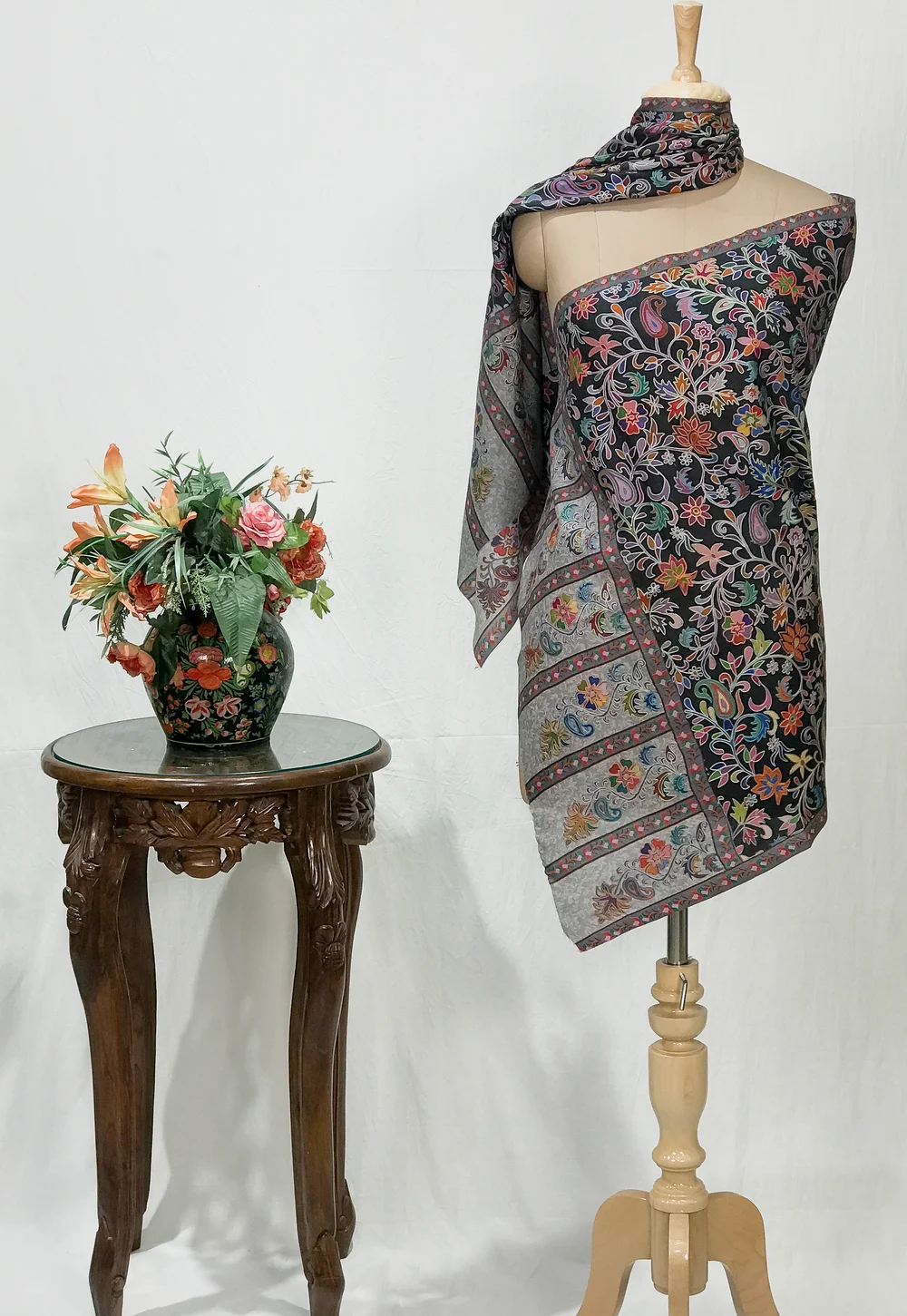 Black Floral Wool Kalamkari Scarf Black Floral Wool Kalamkari Scarf