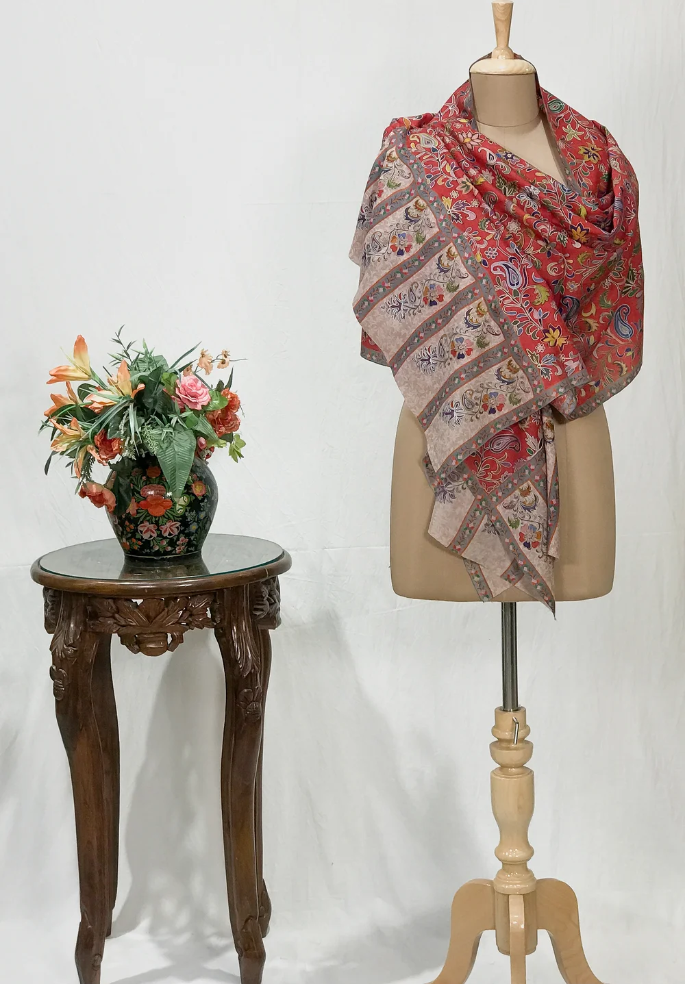 Rosa Corsa Red Floral Wool Kalamkari Scarf Rosa Corsa Red Floral Wool Kalamkari Scarf