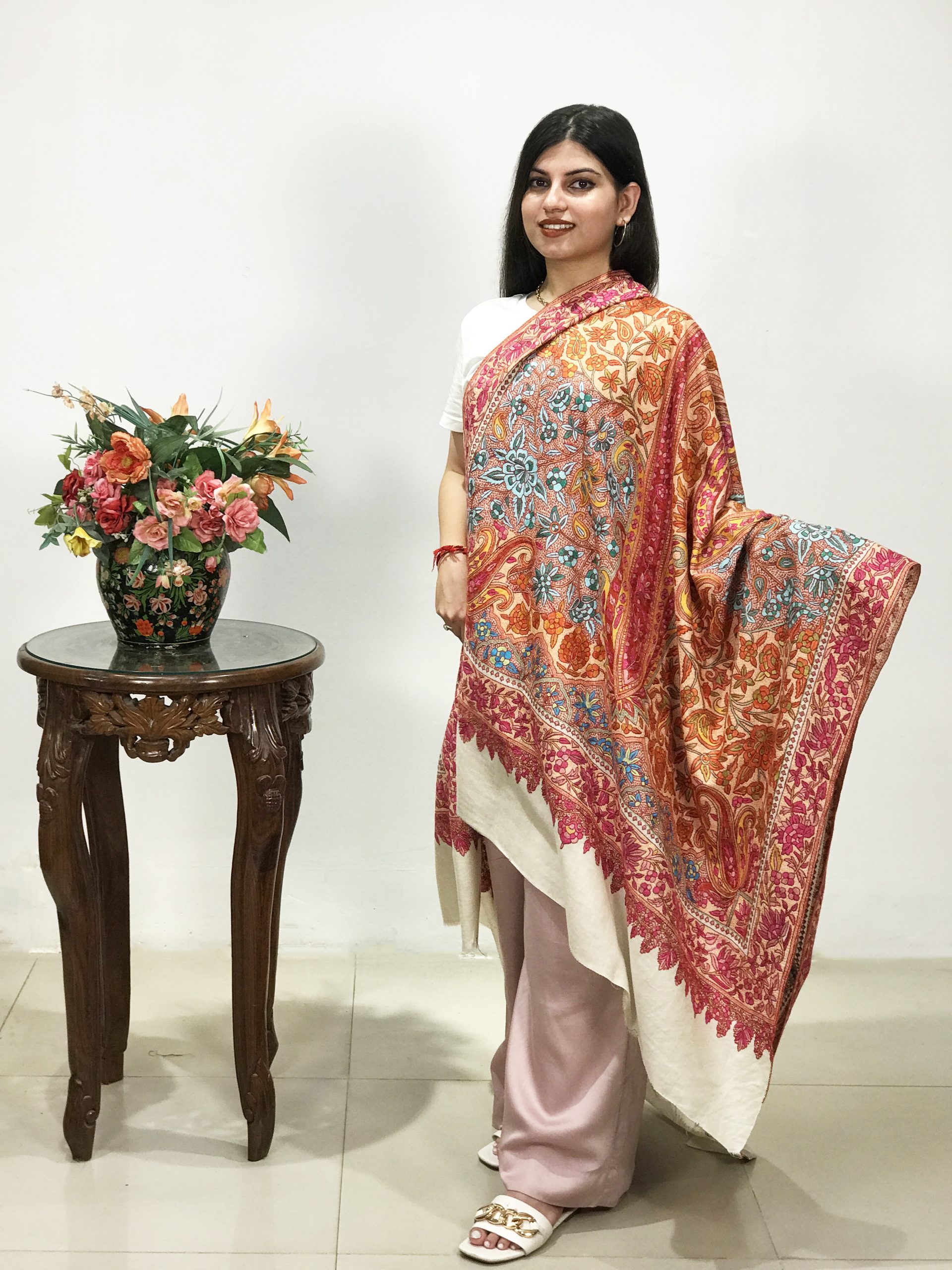 Off-White Pure Pashmina Shawl With Papier Mache Hand Embroidery Off-White Pure Pashmina Shawl With Papier Mache Hand Embroidery