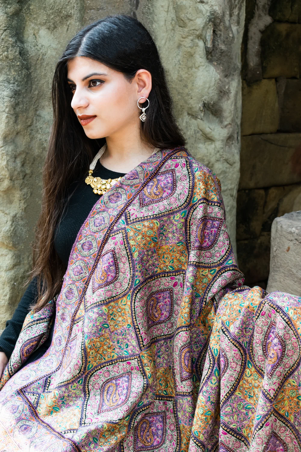 Black Pure Pashmina Shawl With Multi-Colour Sozni Jamawar Hand Embroidery