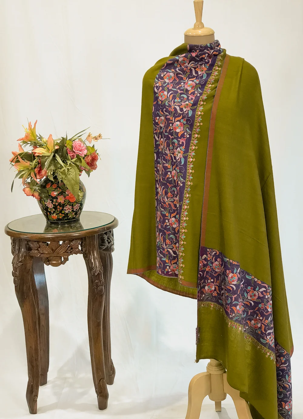 Olive Green Reversible Pure Pashmina Shawl With Papier Mache Palla Design Olive Green Reversible Pure Pashmina Shawl With Papier Mache Palla Design