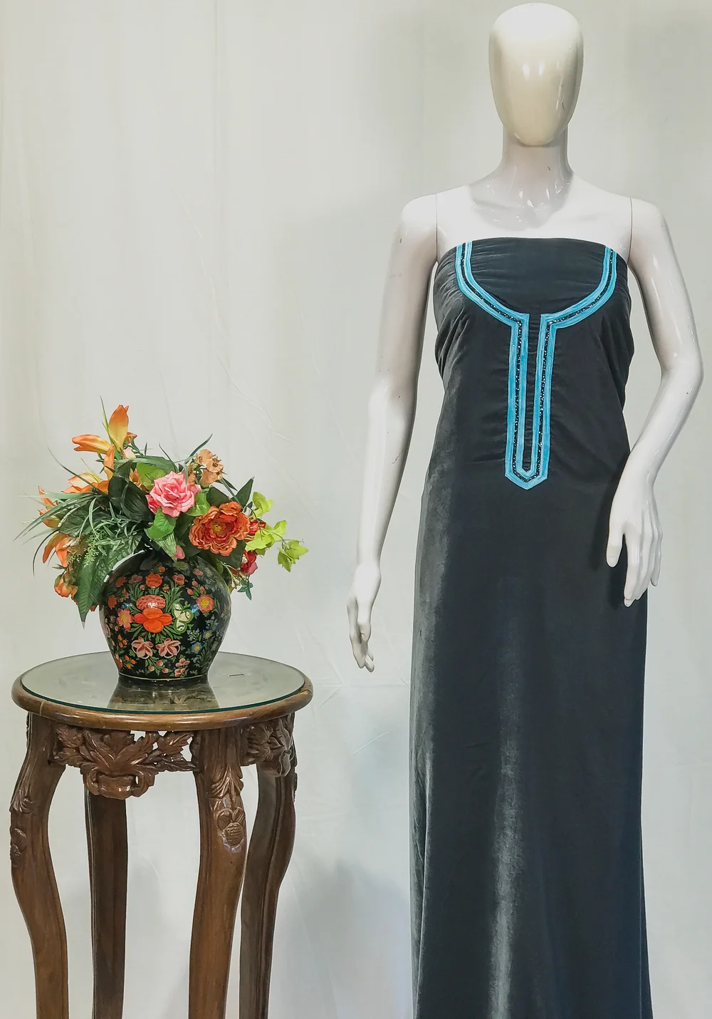 Grey Velvet Tunic with Aari and Kardana Work Grey Velvet Tunic with Aari and Kardana Work