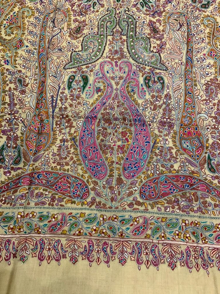 Cream Pure Pashmina Jamawar Embroidered Shawl Cream Pure Pashmina Jamawar Embroidered Shawl