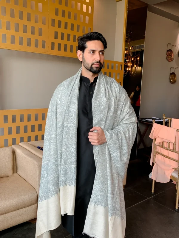 Off-White Gents Kashmiri Sozni Jaal Pure Pashmina Shawl