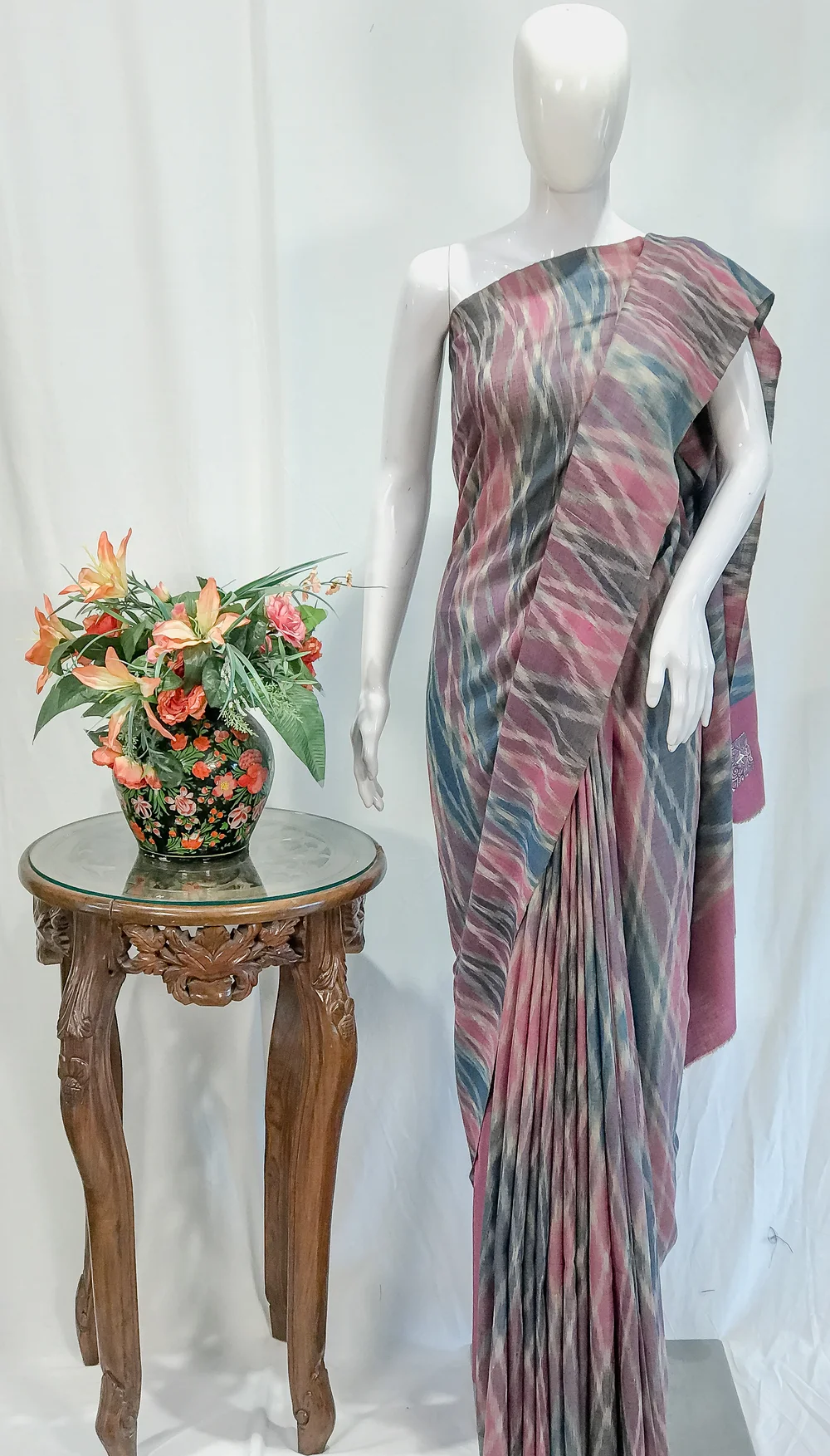 Multi- Colour Weave Pure Pashmina Ikat Saree Multi- Colour Weave Pure Pashmina Ikat Saree