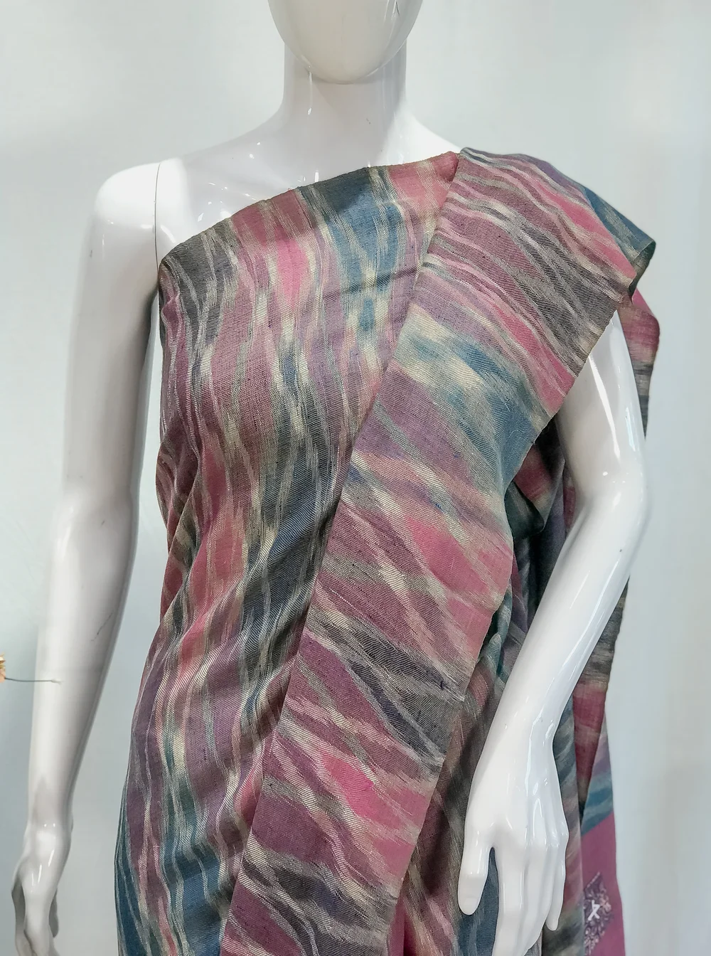 Multi- Colour Weave Pure Pashmina Ikat Saree Front Multi- Colour Weave Pure Pashmina Ikat Saree Front