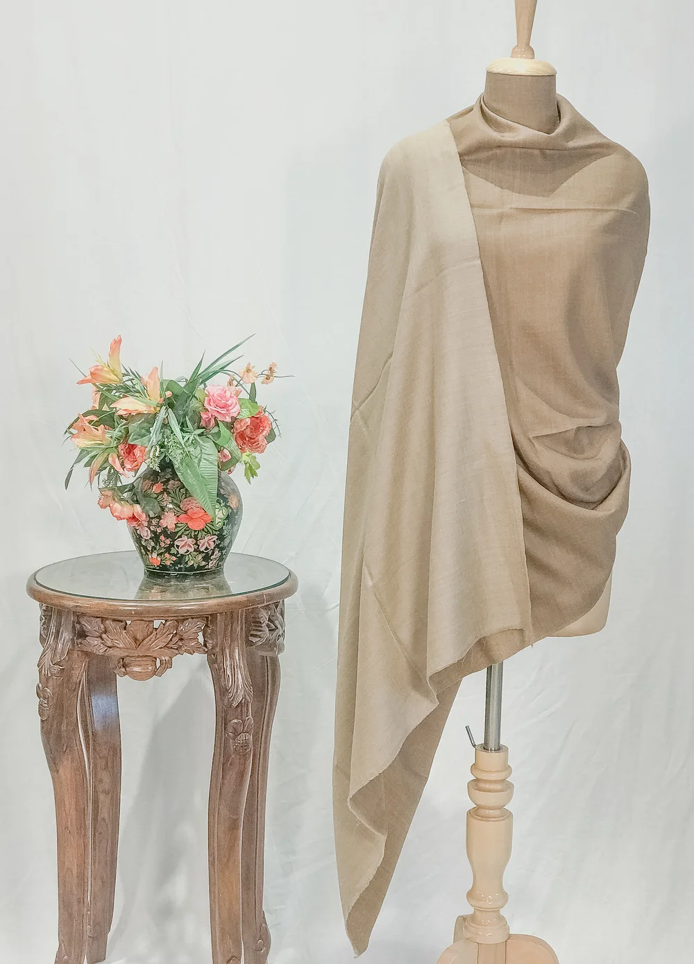 Beige and Natural Beige Pure Pashmina Reversible Shawl Beige and Natural Beige Pure Pashmina Reversible Shawl