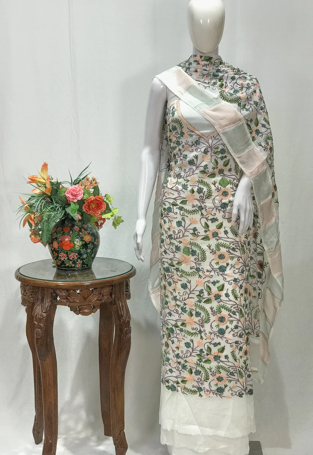 White Aari Embroidered Kashmiri Suit