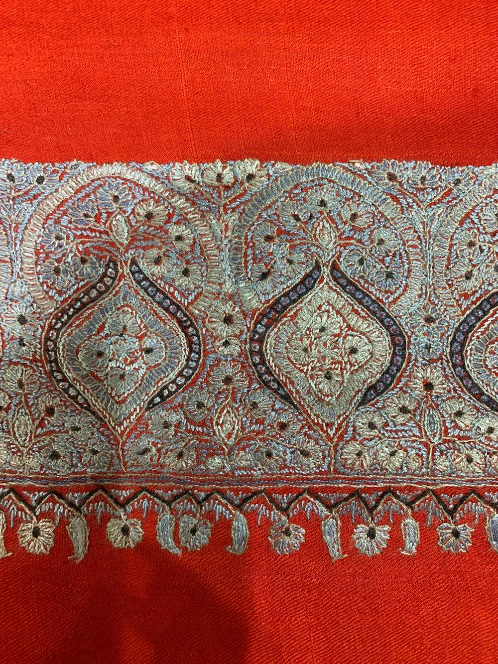 iRed Pure Pashmina Shawl With Sozni hand Embroidery l_1140xN.1709813762_1bka_result Red Pure Pashmina Shawl With Sozni hand Embroidery