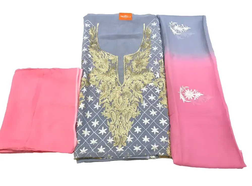 Zari & Aari Fusion Double Shaded Kashmir Woman SuitZari & Aari Fusion Double Shaded Kashmir Woman Suit