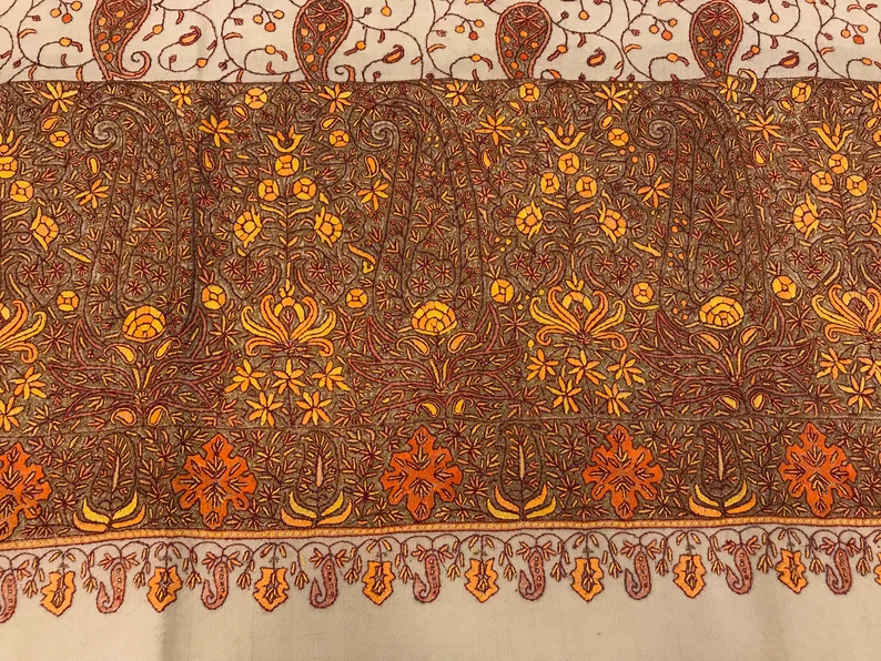 Papier Mache Hand Embroidered Pure Pashmina Shawl Papier Mache Hand Embroidered Pure Pashmina Shawl