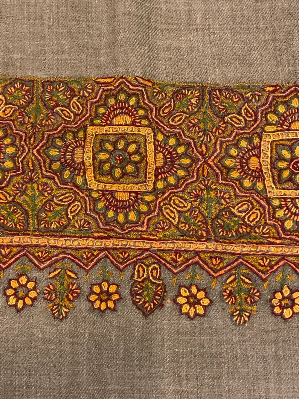 Pure Pashmina Shawl Natural Beige With Sozni hand Embroidery