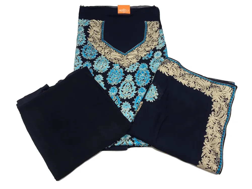 Zari & Aari Fusion Kashmiri Woman Suit