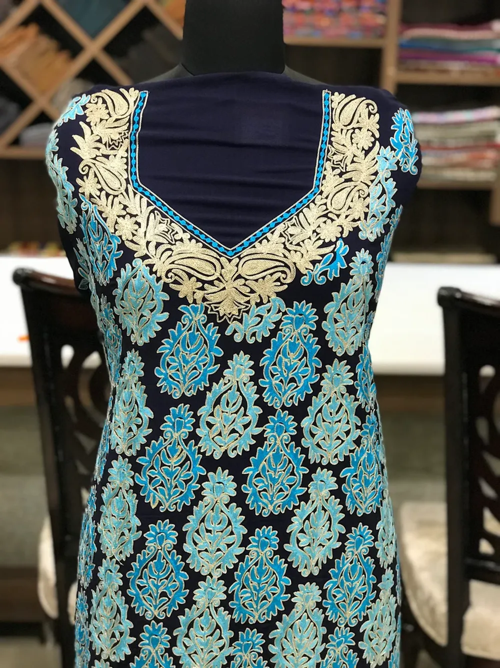 Zari & Aari Fusion Kashmiri Woman Suit