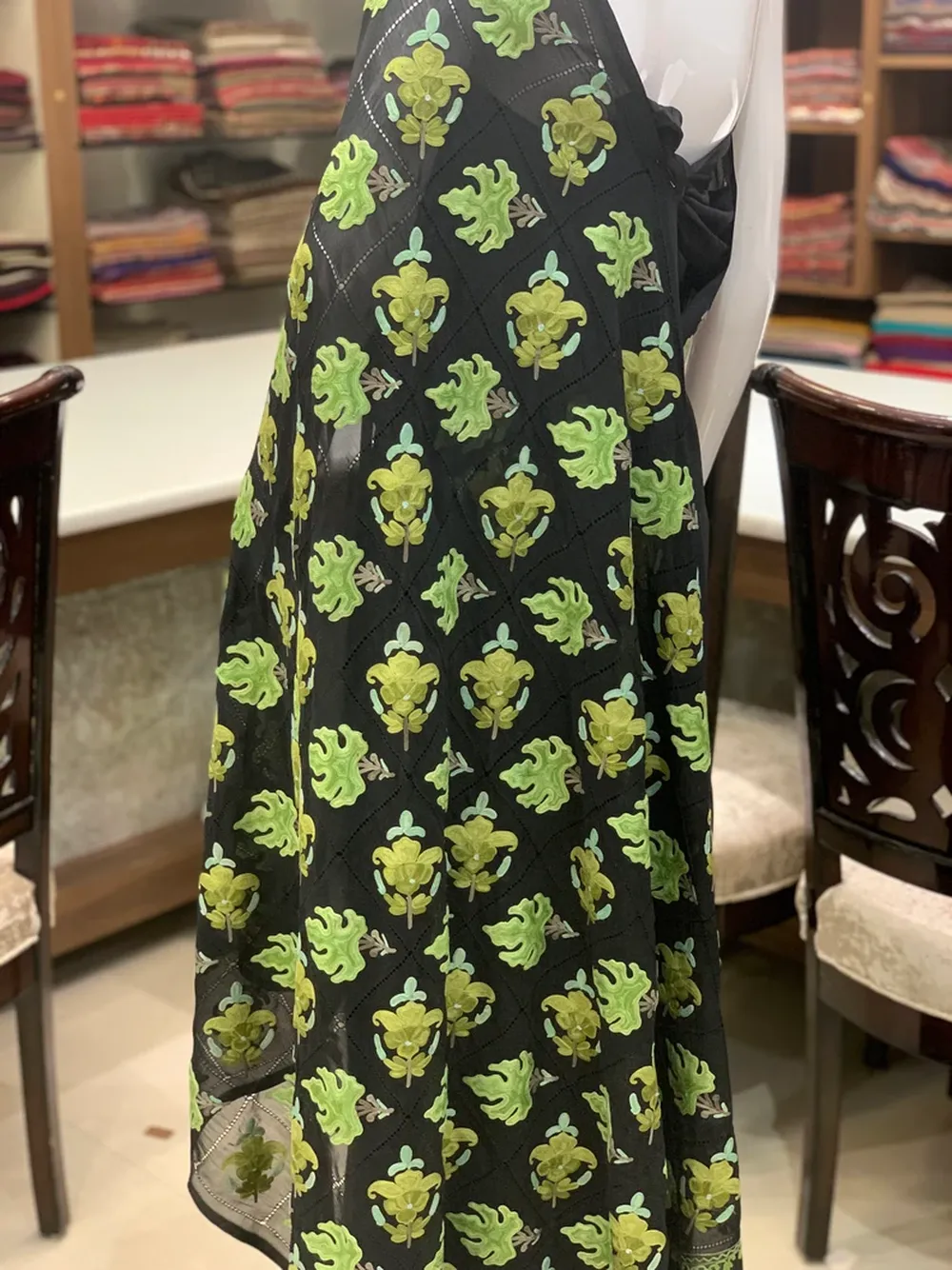 Poly Georgette Aari Embroidered Kashmiri Saree