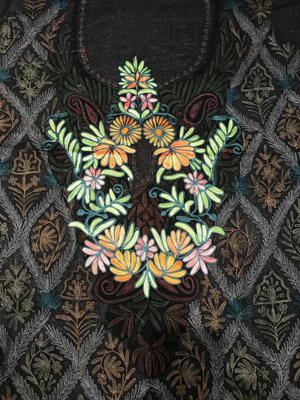 Kashmiri Aari Embroidered Suit