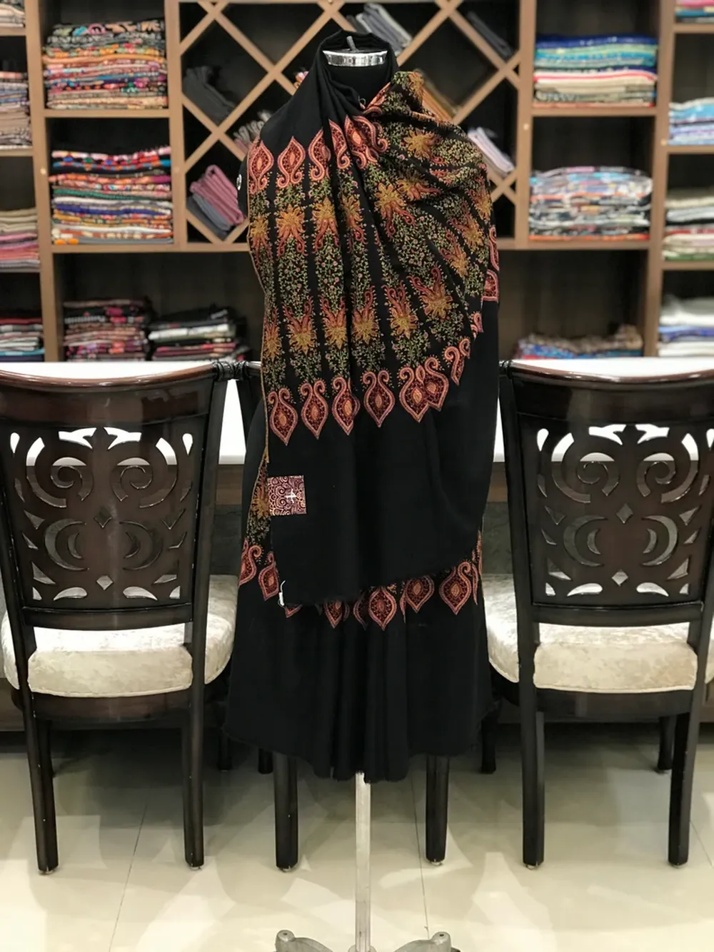 il Sozni hand Embroidered Black Pure Pashmina Shawl_794xN.2241058487_8ion_result Sozni hand Embroidered Black Pure Pashmina Shawl