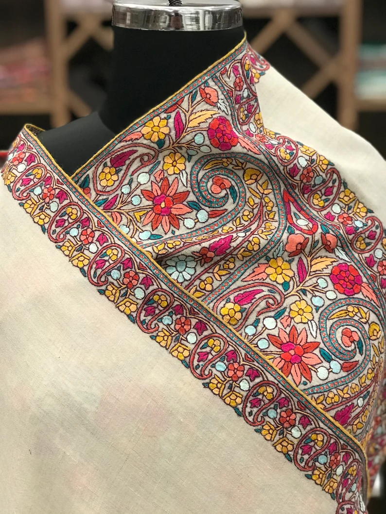 Natural White Papier Mache Hand Embroidered Pure Pashmina Shawl Natural White Papier Mache Hand Embroidered Pure Pashmina Shawl