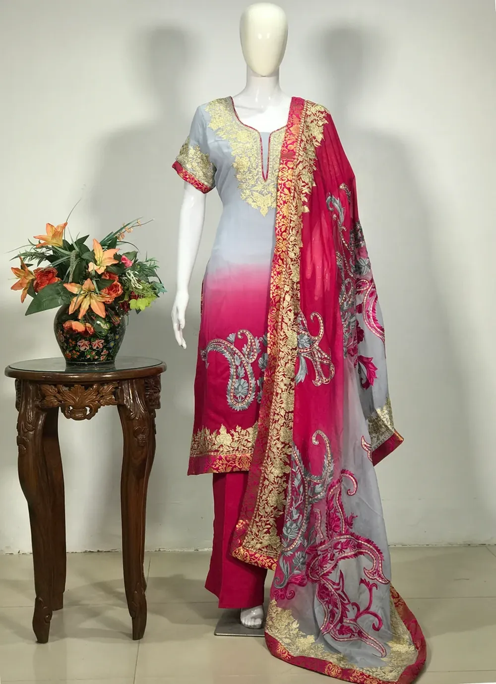 Grey (Pink Double Shaded) Zari & Aari Fusion Kashmiri Woman Suit