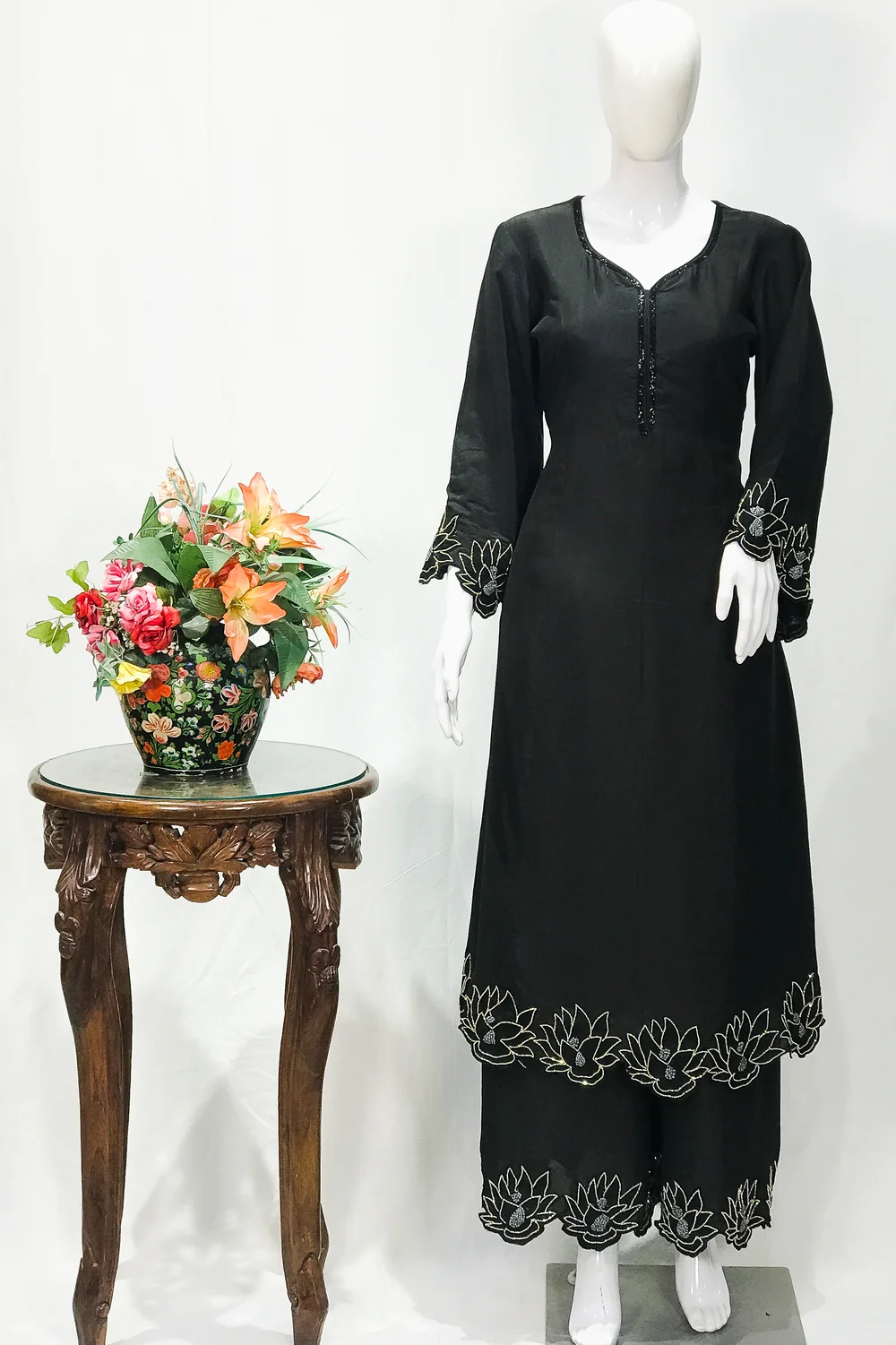 Black Hand Cut Daana Fused With Zardosi Thread Work Crepe Silk Kashmiri Suit