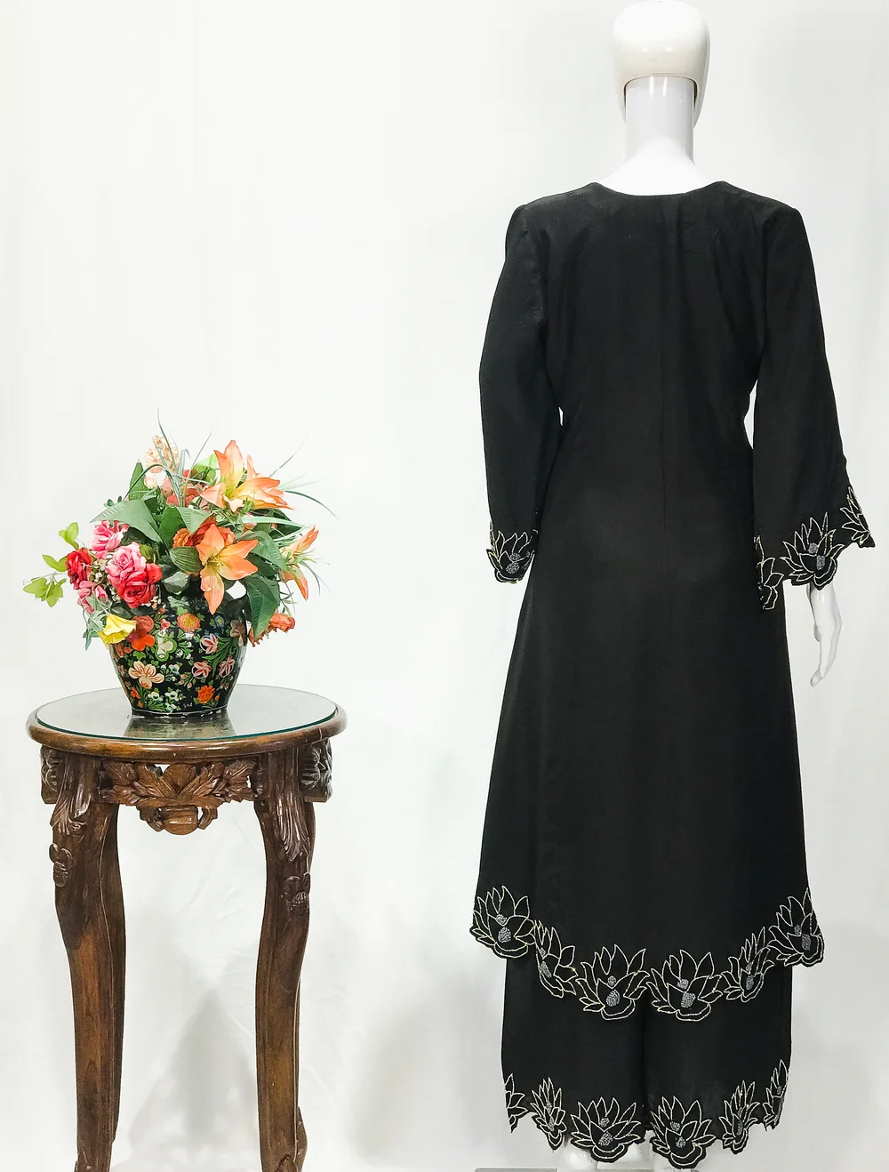 Black Hand Cut Daana Fused With Zardosi Thread Work Crepe Silk Kashmiri Suit