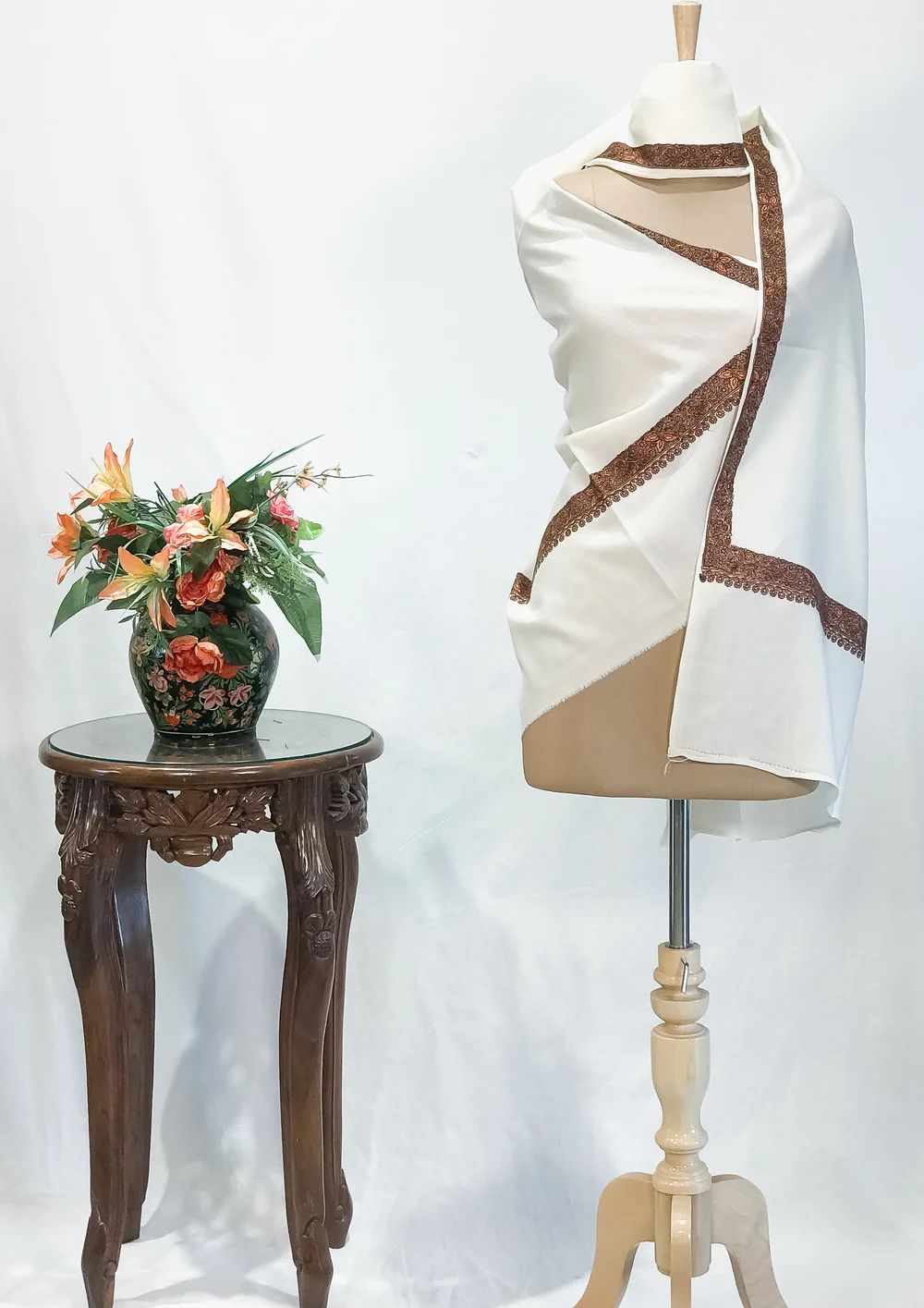 Sozni Embroidered Natural White Pure Wool Shawl Sozni Embroidered Natural White Pure Wool Shawl