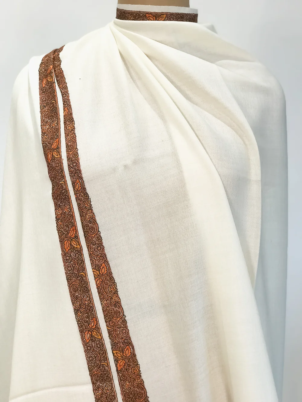 Sozni Embroidered Natural White Pure Wool Shawl Sozni Embroidered Natural White Pure Wool Shawl