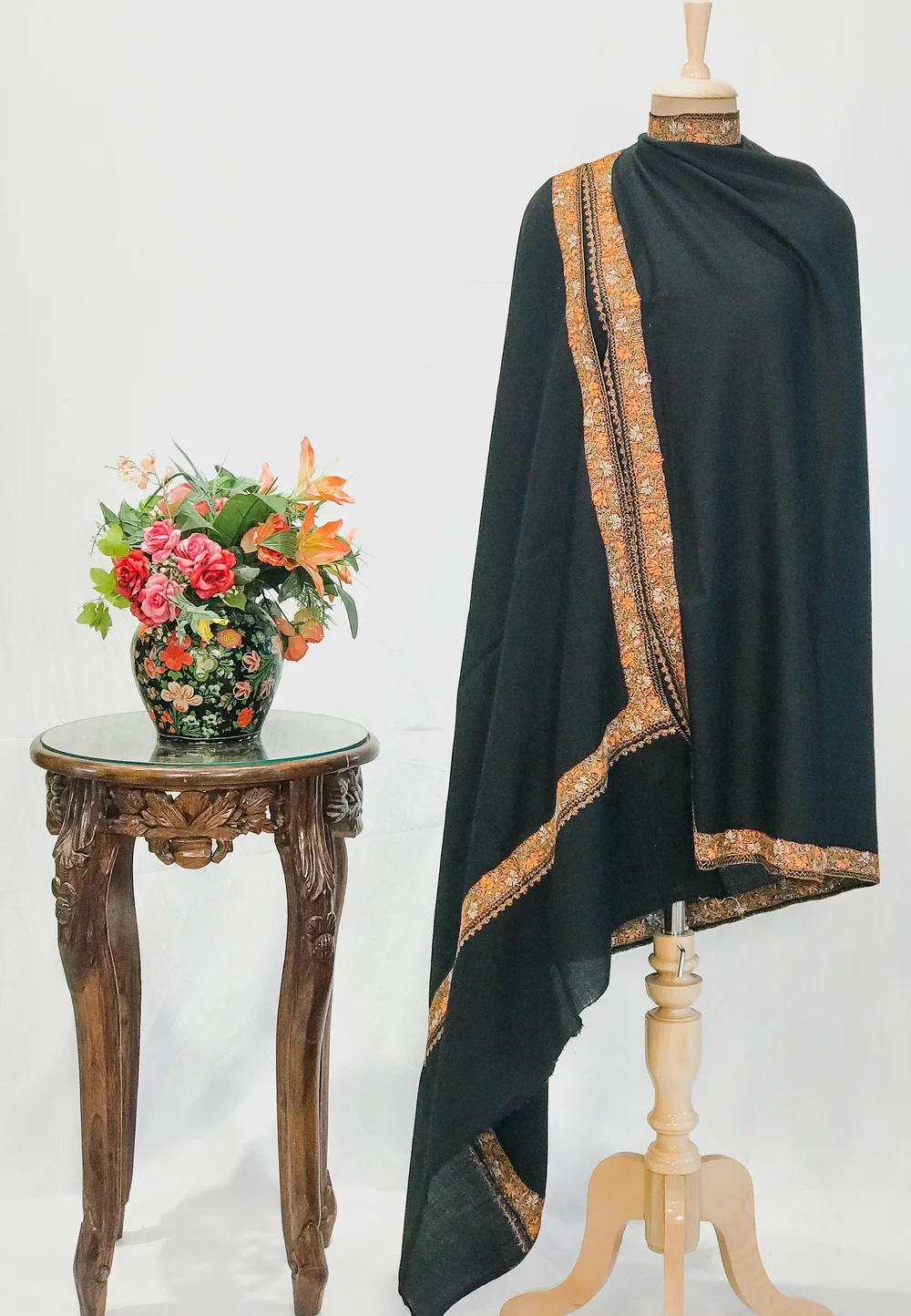 Black Soft Fine Wool Shawl with Sozni Hand Embroidery (Chinar) Black Soft Fine Wool Shawl with Sozni Hand Embroidery (Chinar)
